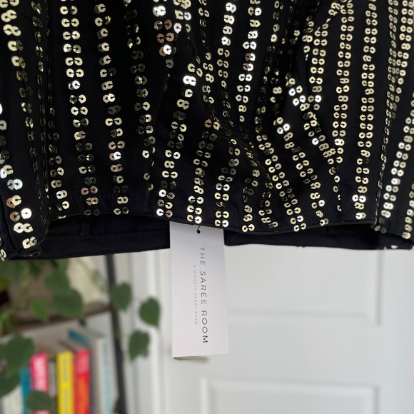 The Saree Room Blouse - Onyx Decadent Blouse - NEVER WORN - NWT - Picture 2 of 3